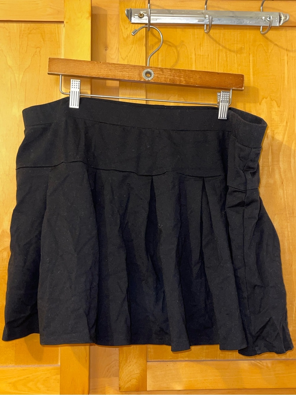 American Eagle Outfitters Black Mini Pleated Skirt